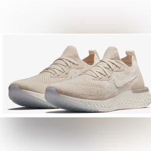 Nike Epic React Flyknit Light Cream